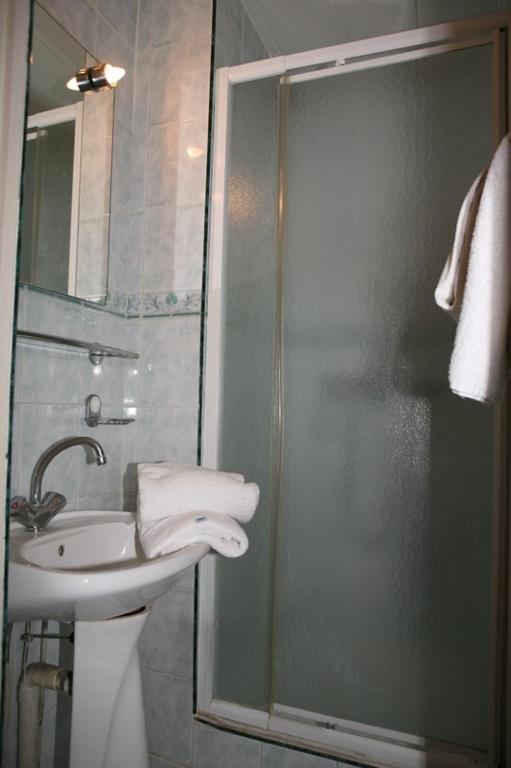 Sully Hôtel Paris Ngoại thất bức ảnh